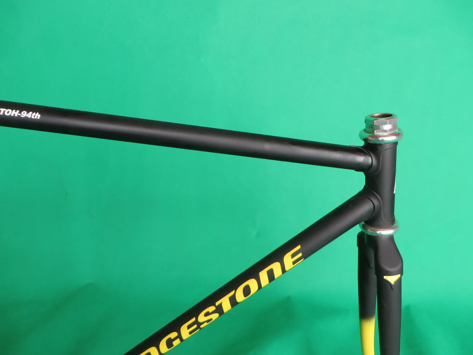 Bridgestone // Matte Black / Yellow Fade // 50.5cm