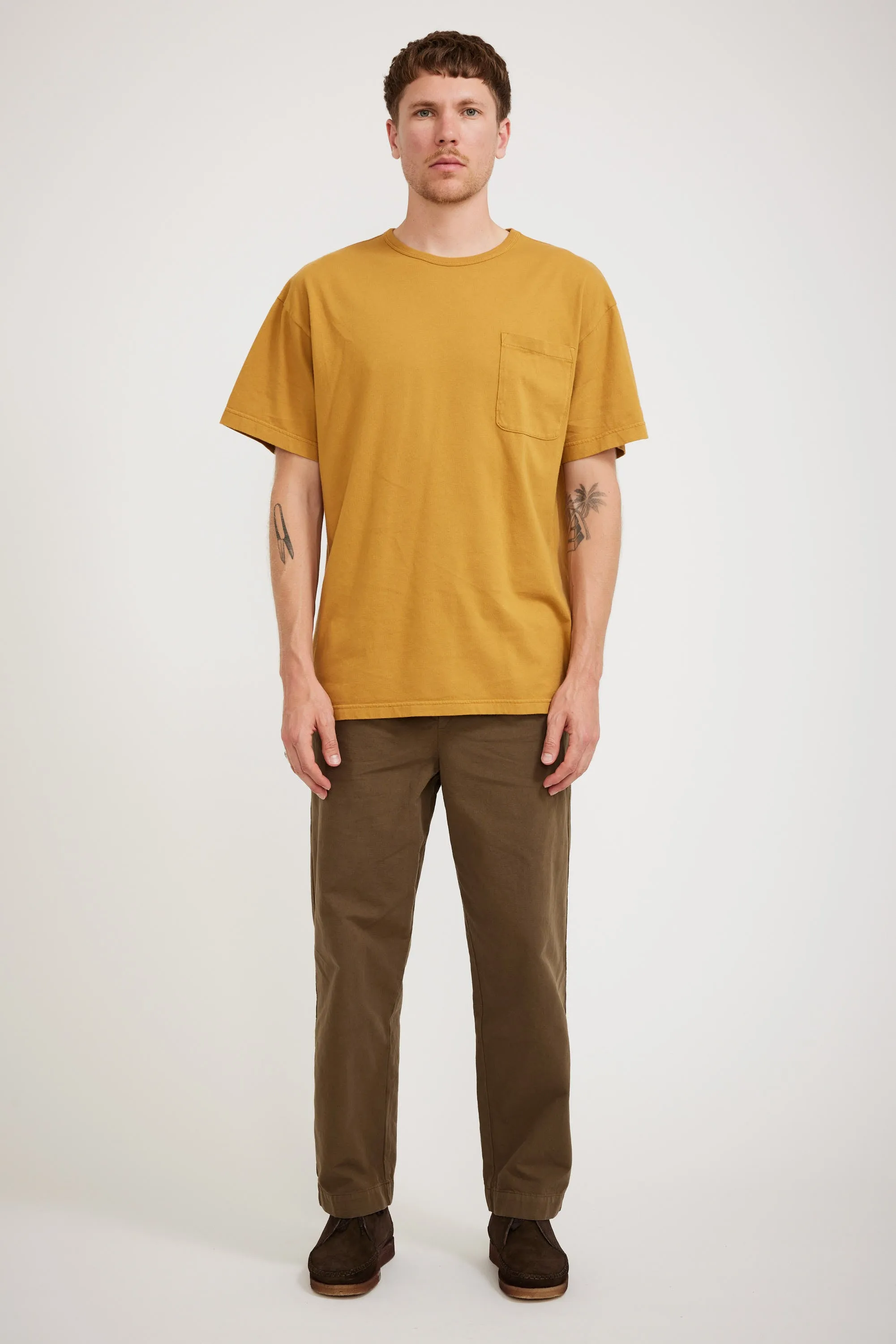 Fly Tee in Dark Ochre